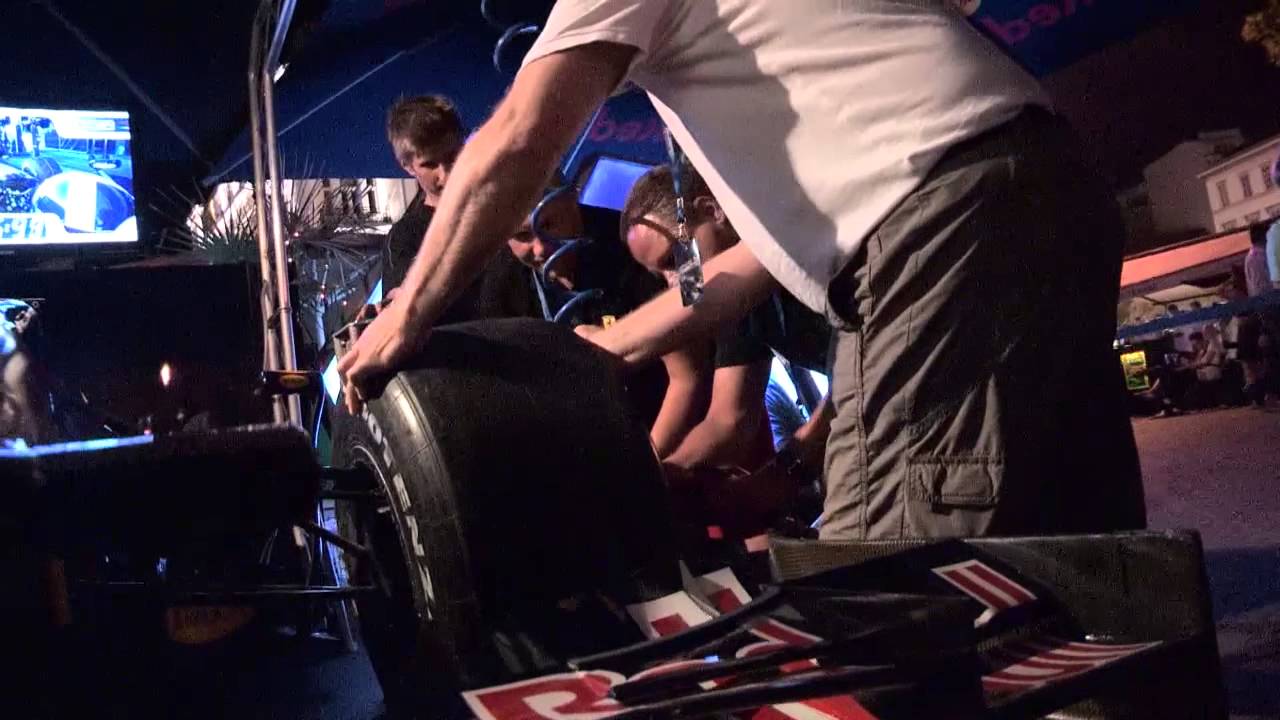 Red Bull Wheel Change contest