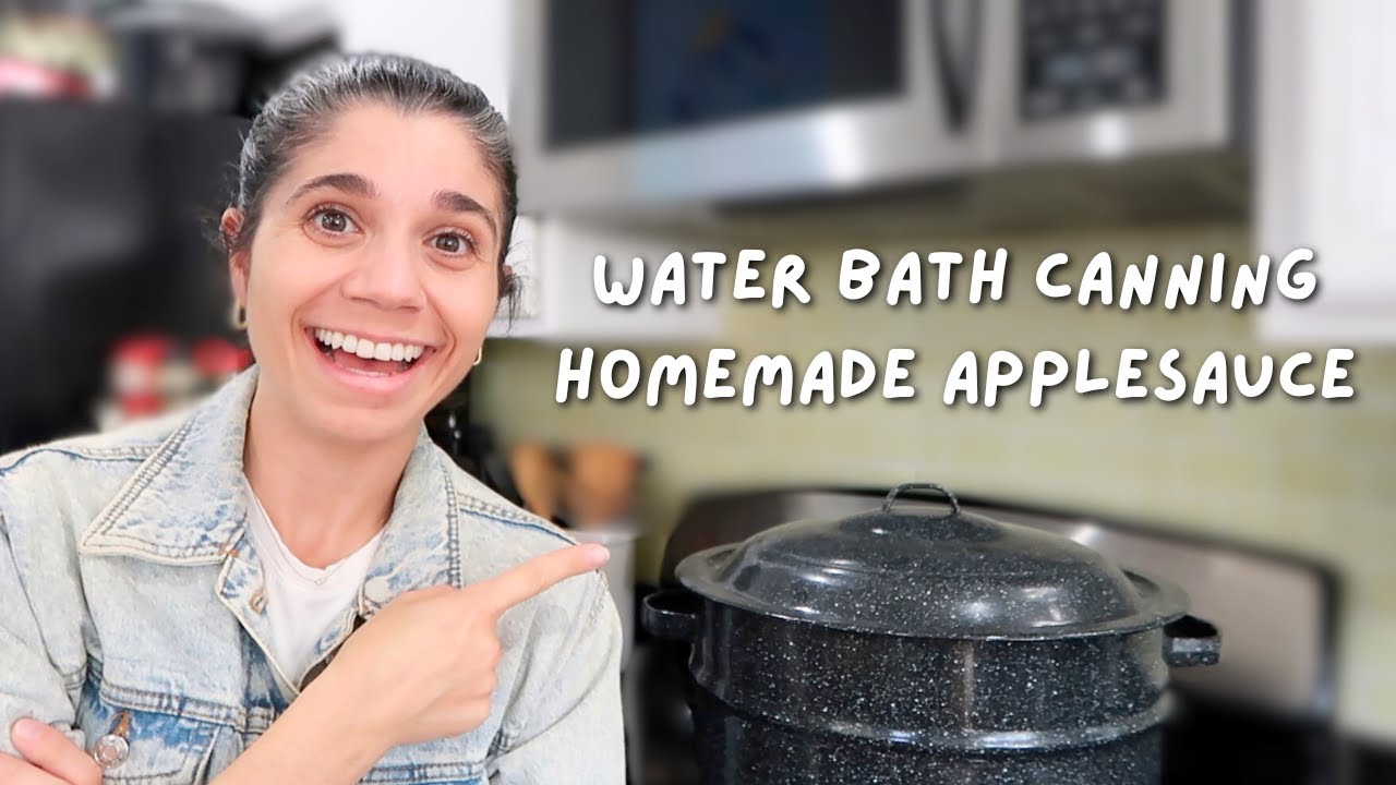 It's apple season! Water bath canning homemade applesauce 🍎🍏