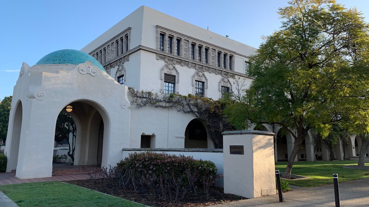 Incredible campus of California Institute of Technology Cal Tech Richard Feynman Oppenheimer 031525