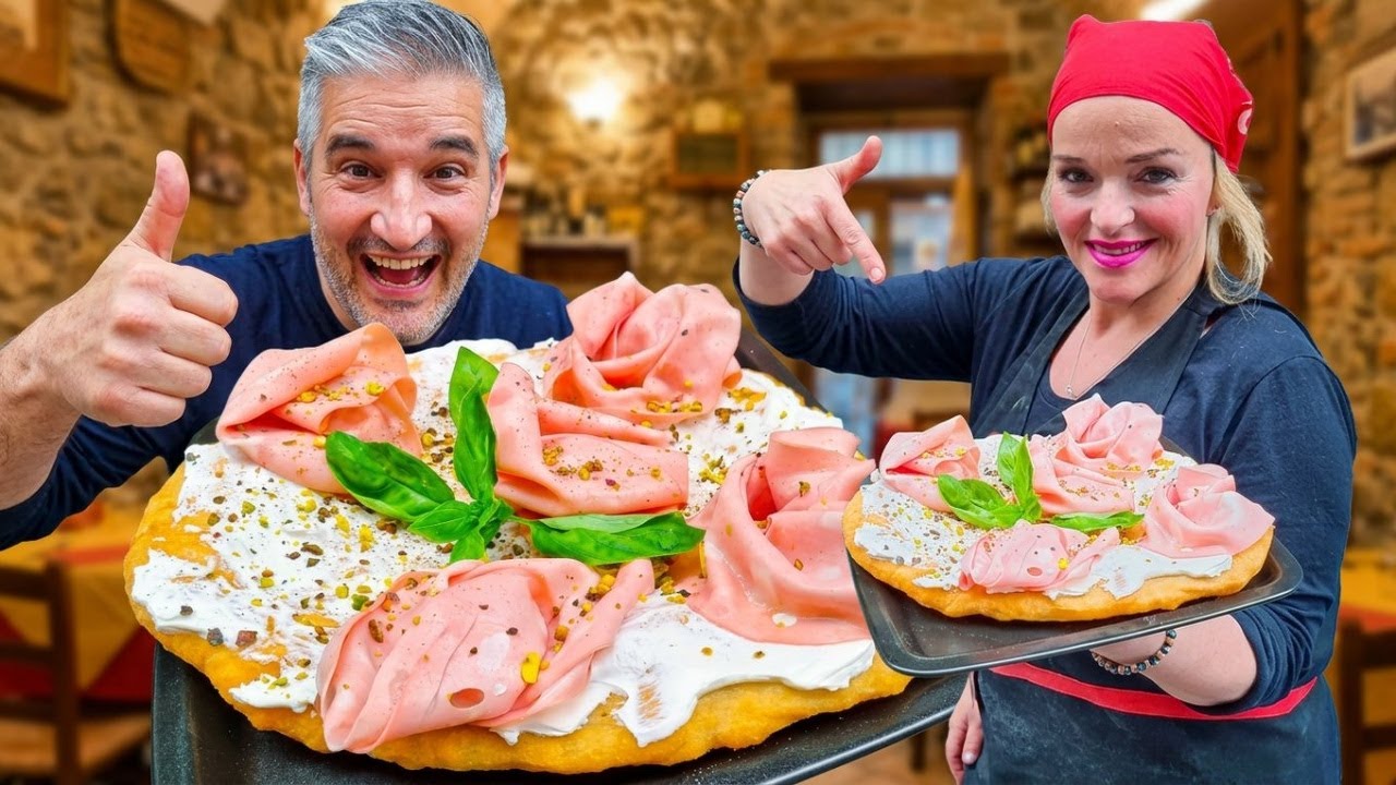 The Secret to BEST Fried Pizza in Naples Revealed by Female Chef