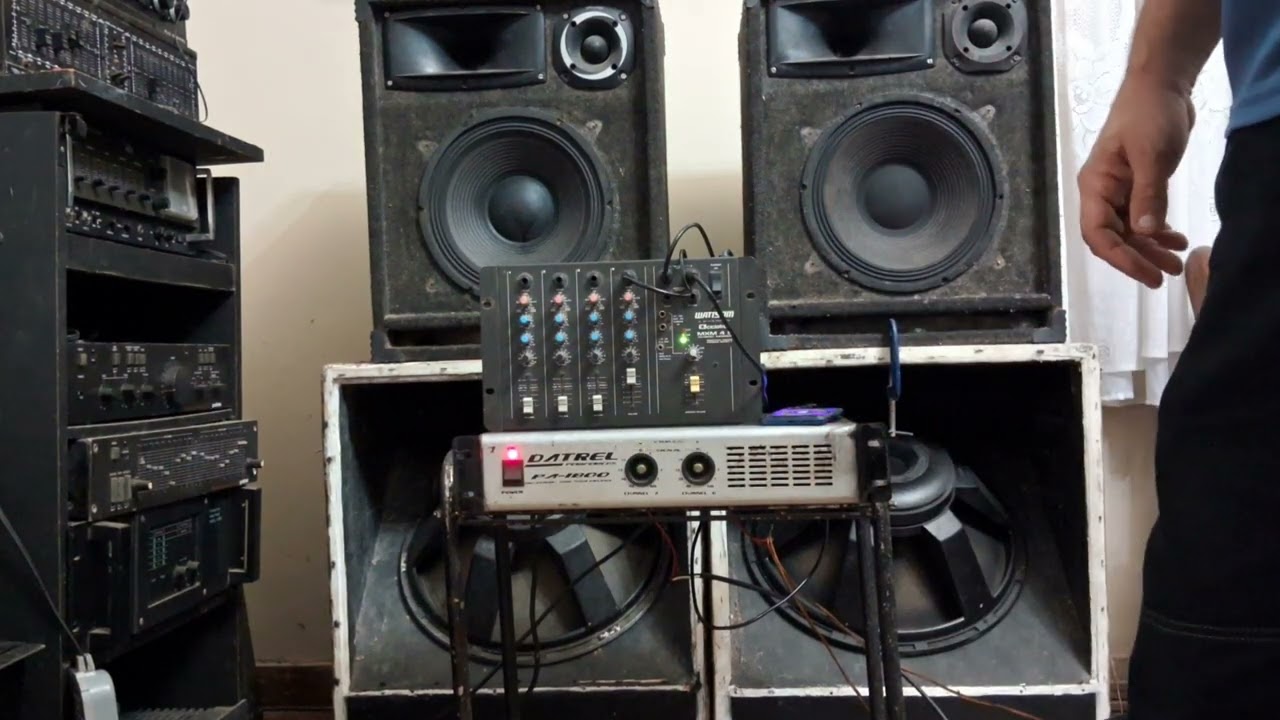 Pep's Som Amplificador potência Datrel PA 1800 nas T 18