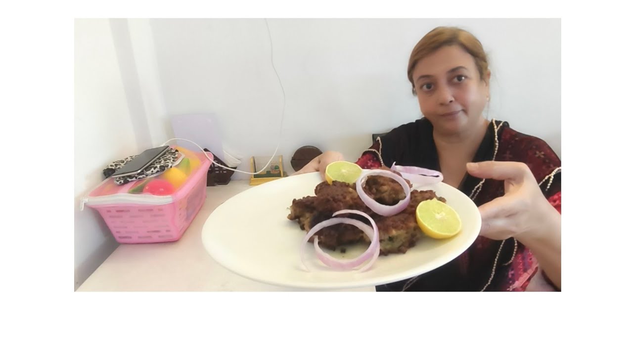 Stall par milne wail iftaar ki original recipe kabab paav wale original kabab #rukhsanakikainaat 