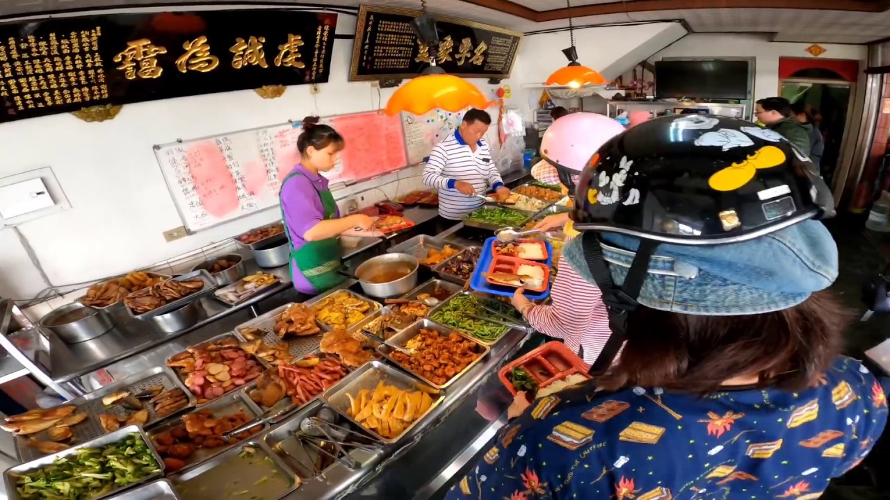 『J Y』屏東佳冬台17線上美味自助餐65元雞腿排便當🥢🍱🚚🛣️😎👍💪🇹🇼