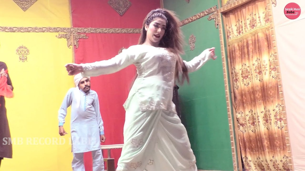 MAHNOOR PERFORMANCE - BUDHY WARE VI ISHQ NASEEBO LAL PUNJABI SONG - SMB