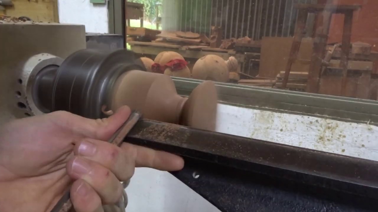 Woodturning a bird,  multi axis/off center turning