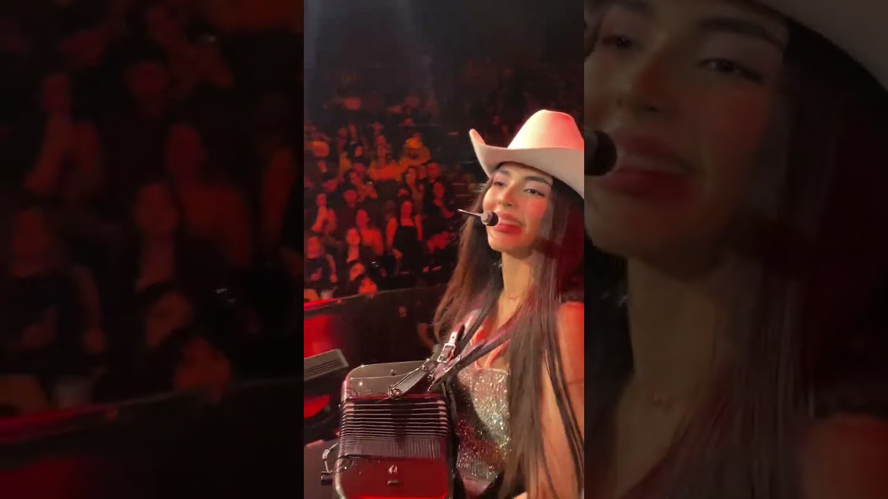 EVELYN OZUNA EN CONCIERTO