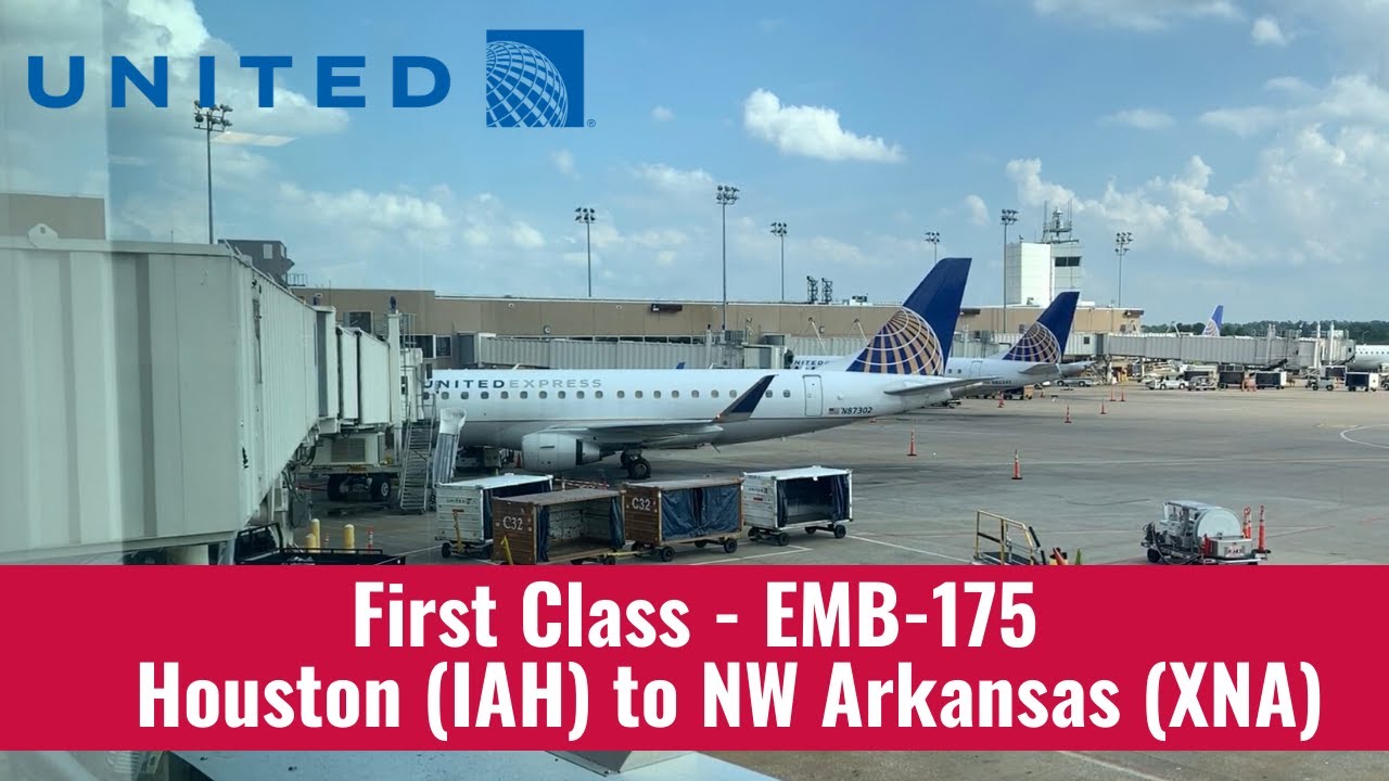 United Express | First Class | EMB-175 | Houston To Northwest Arkansas