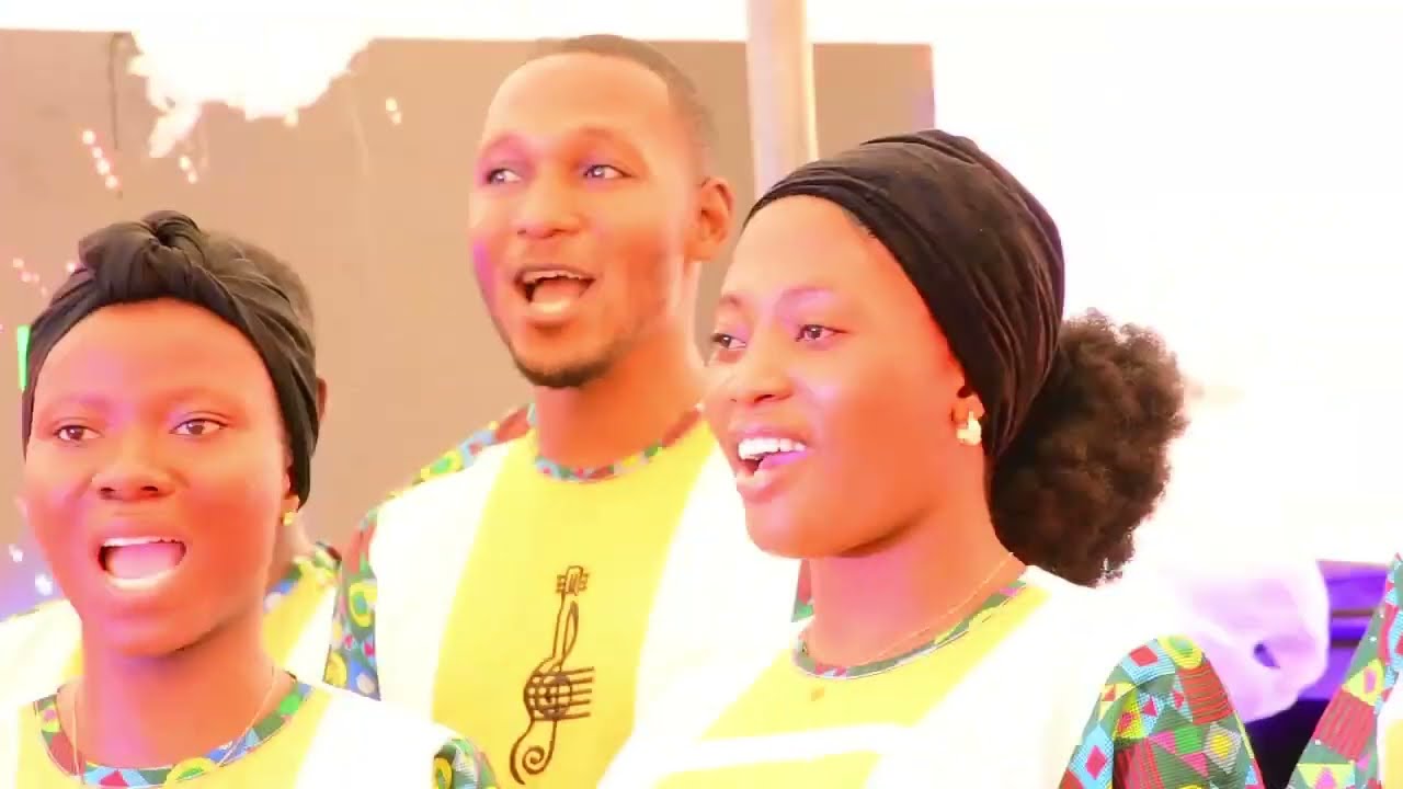 De Emeralds At the King Of Kings Concert {awa ta jewo re ni gbangba}