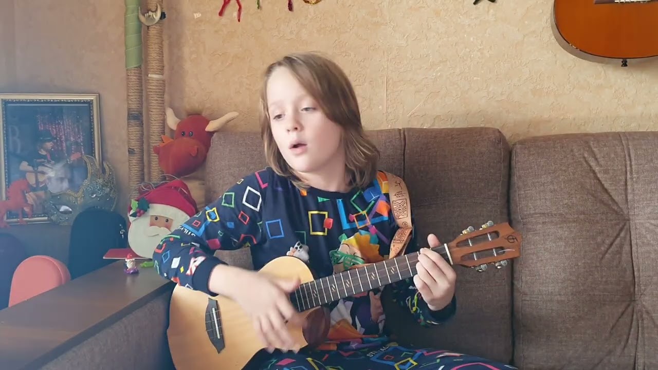 Rockin around on ukulele