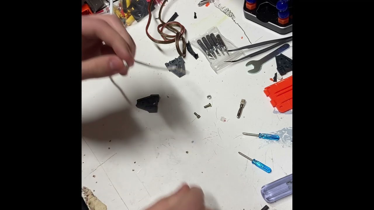 How to fix a saber body cord