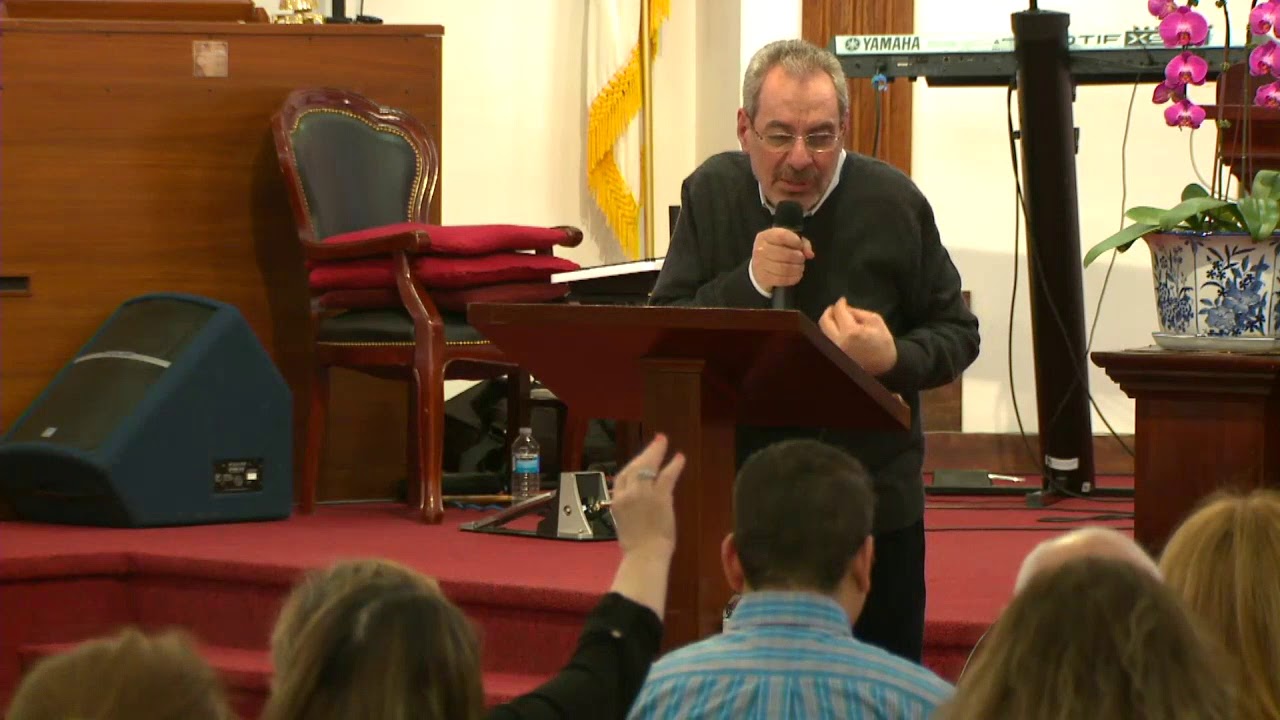 لاتحرم نفسك من خبز البنين  - الاب دانيال