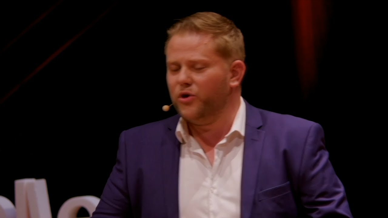 Plus que le handicap, l'enfer c'est les autres | Vincent ENGLER | TEDxRivesdeMoselle