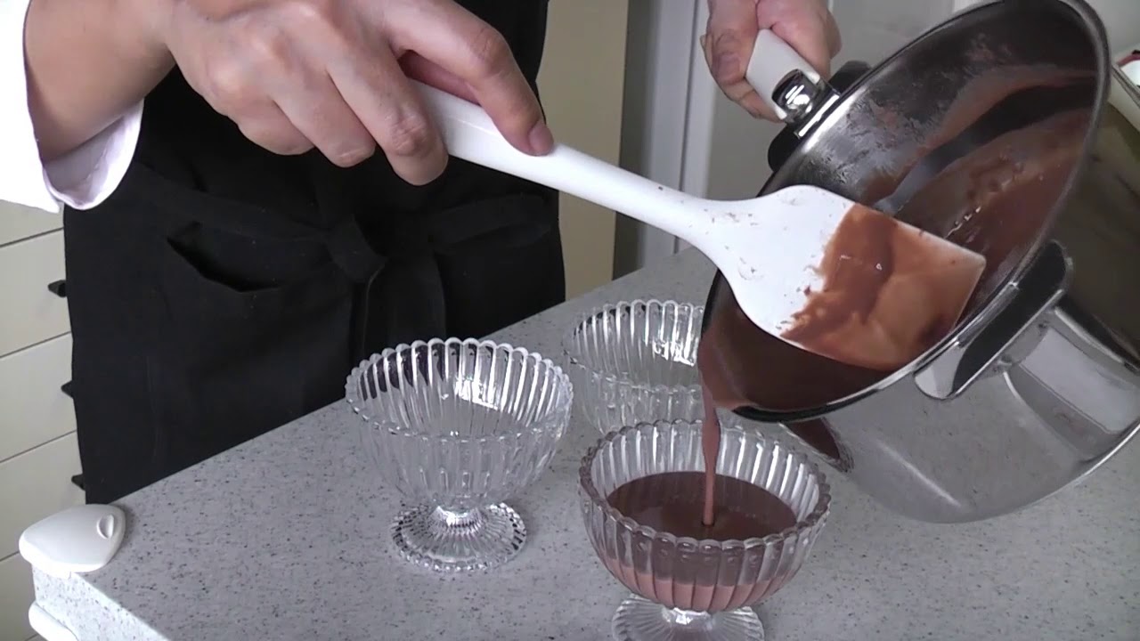 ひんやりスイーツ・ココアのとろとろプリンの作り方