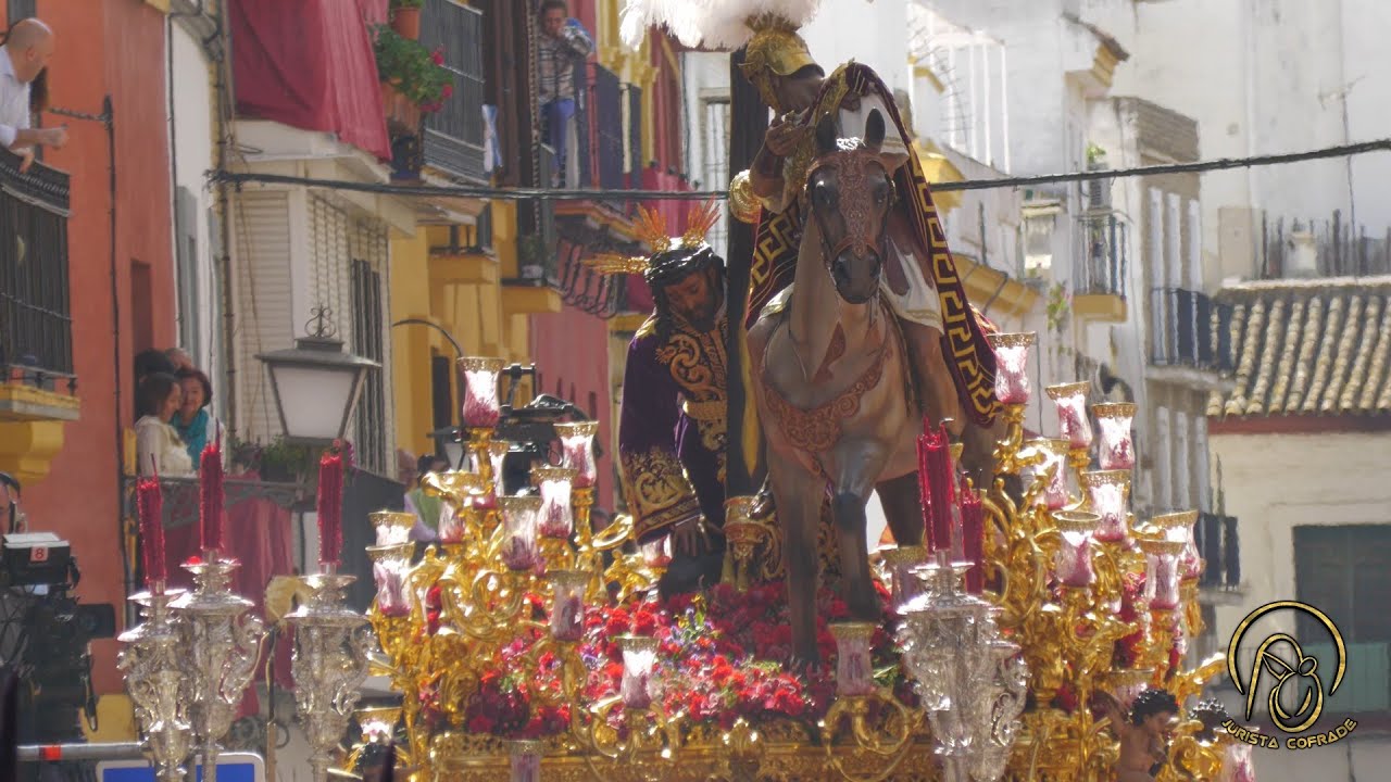 La Madrugá 2022 Sevilla 4K - Entrada del Stmo. Cristo de las Tres Caídas (Hdad. Esperanza de Triana)