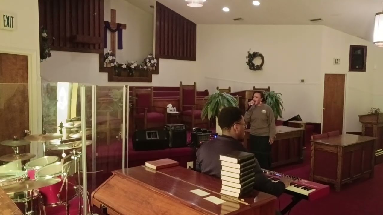 When GOD's Moves during Praise and Worship 