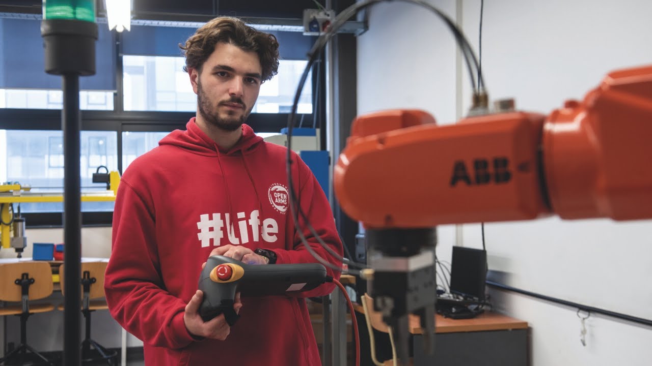 Grau en Enginyeria d'Organitzaci&oacute; Industrial - TecnoCampus