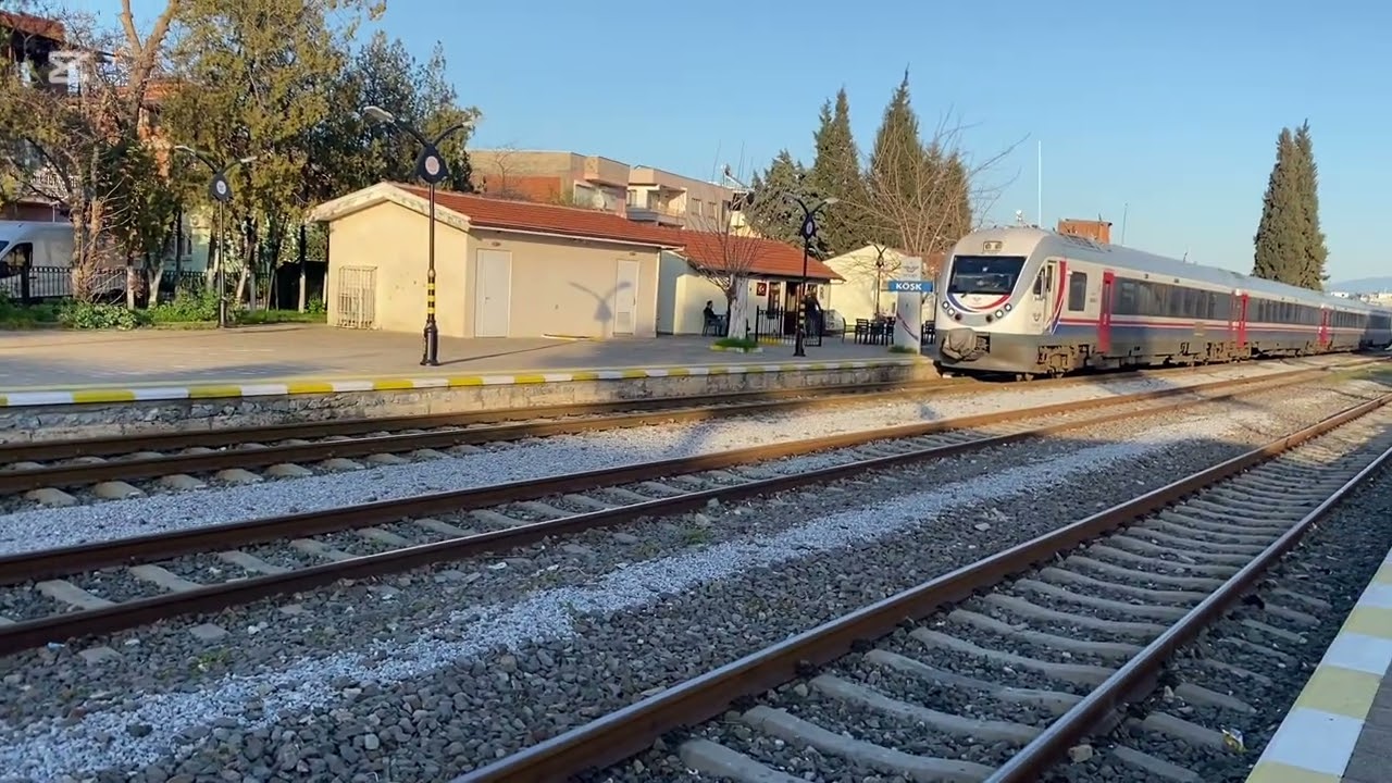 NAZİLLİ SÖKE-SÖKE DENİZLİ MT 15414-MT 15446 TRENLERİ KARŞILAŞMA MT 15414 KÖŞK GARDAN ÇIKIŞ VE GİRİŞ