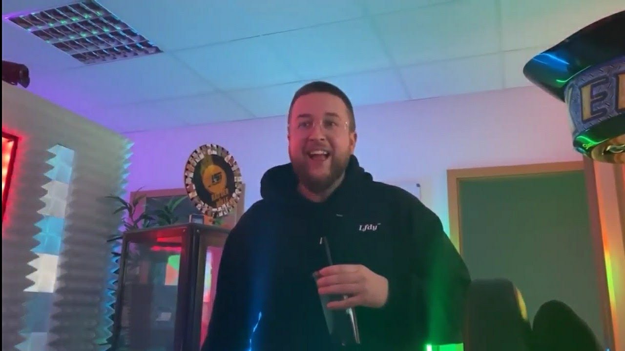 Das lustige Intro aus der Fifa 20 TOTY Zeit😂🤣 | Tisi Clips