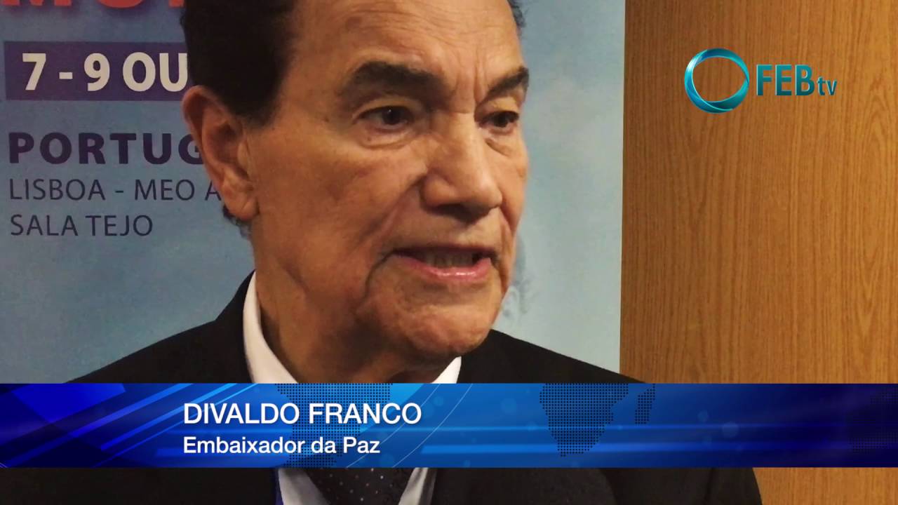 Acontece - 8° Congresso Espírita Mundial - Entrevista Divaldo Franco