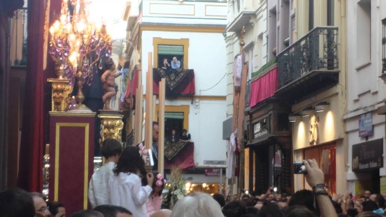 Simpecado Asunción Cantillana-Corpus Sevilla 2013