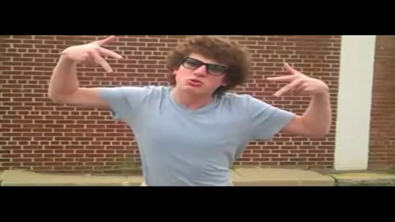 The Pickle Song - Charlie Puth (Official Music Video)