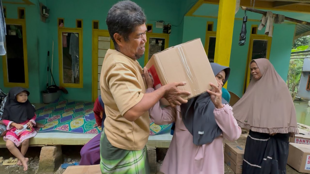1000 KALI SYUKUR!! BERBAGI RAMADHAN UNTUK JANDA, GADIS YATIM & FAKIR MISKIN DI PELOSOK DESA