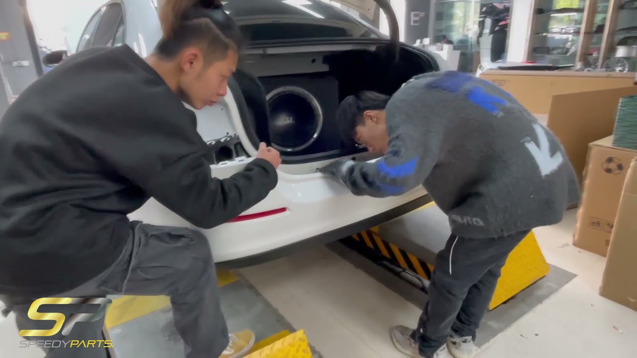 SpeedyParts.de - A45 AMG Optik Diffusor + Auspuffblenden für Mercedes A-Klasse V177 Limo AMG-Line