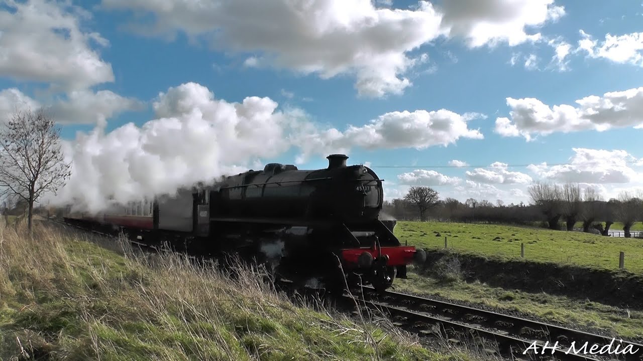45337 LMS Black 5 at Nene Valley Railway
