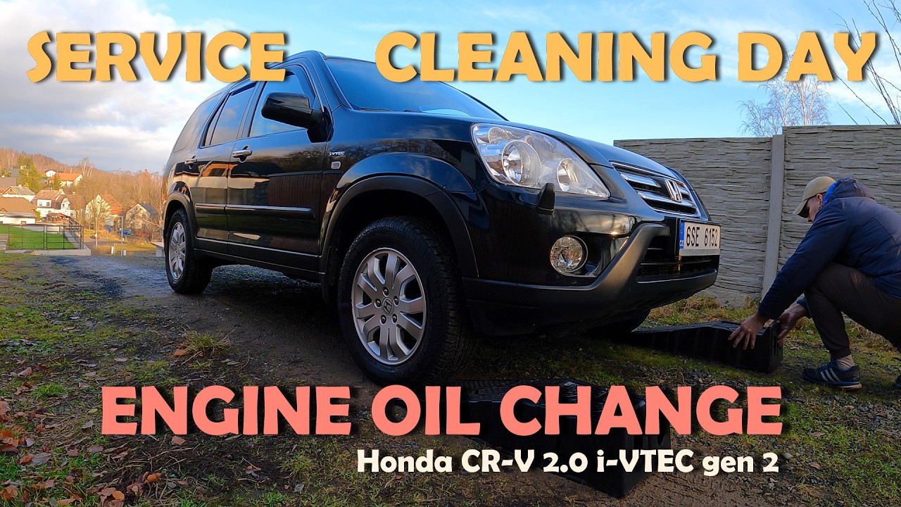 Honda CR-V 2.0 i-VTEC / Servis day with Engine Oil Change