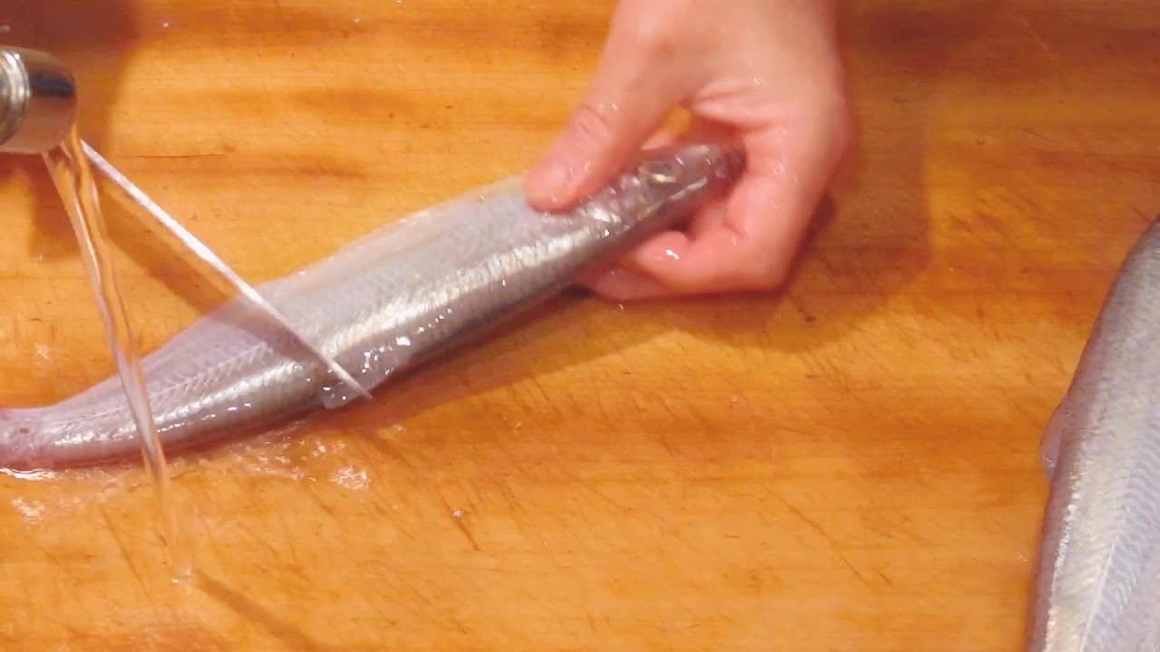 《ヒラの捌きと刺身》・・・・大和の 和の料理《刺身》