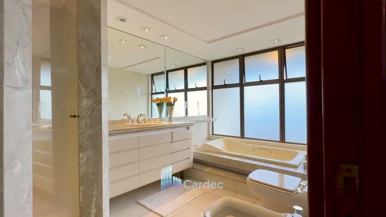Apartamento à Venda na Asa Sul 4 Suítes