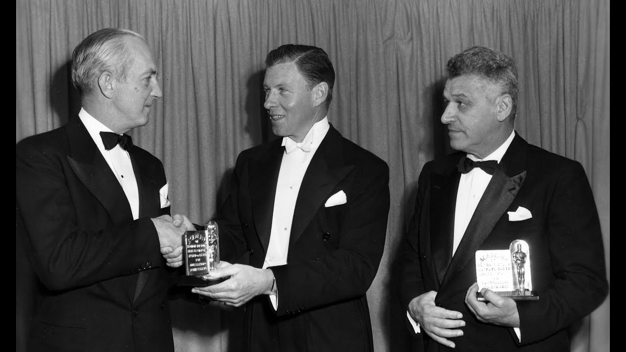 George Murphy presents Sci-Tech Awards in 1949