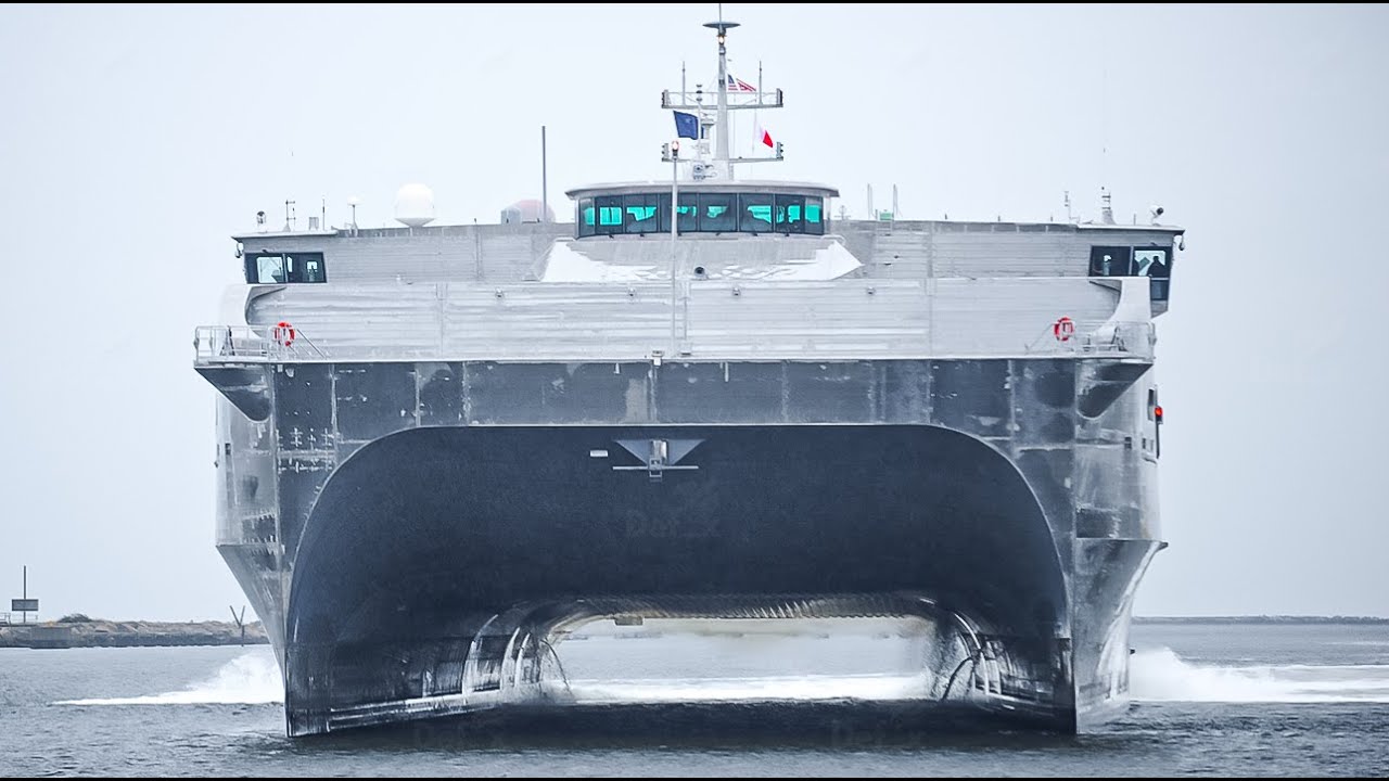Spearhead-Class &bull; U.S. Navy&rsquo;s High-Speed Transport Vessel Moves Troops and Equipment Across the Seas