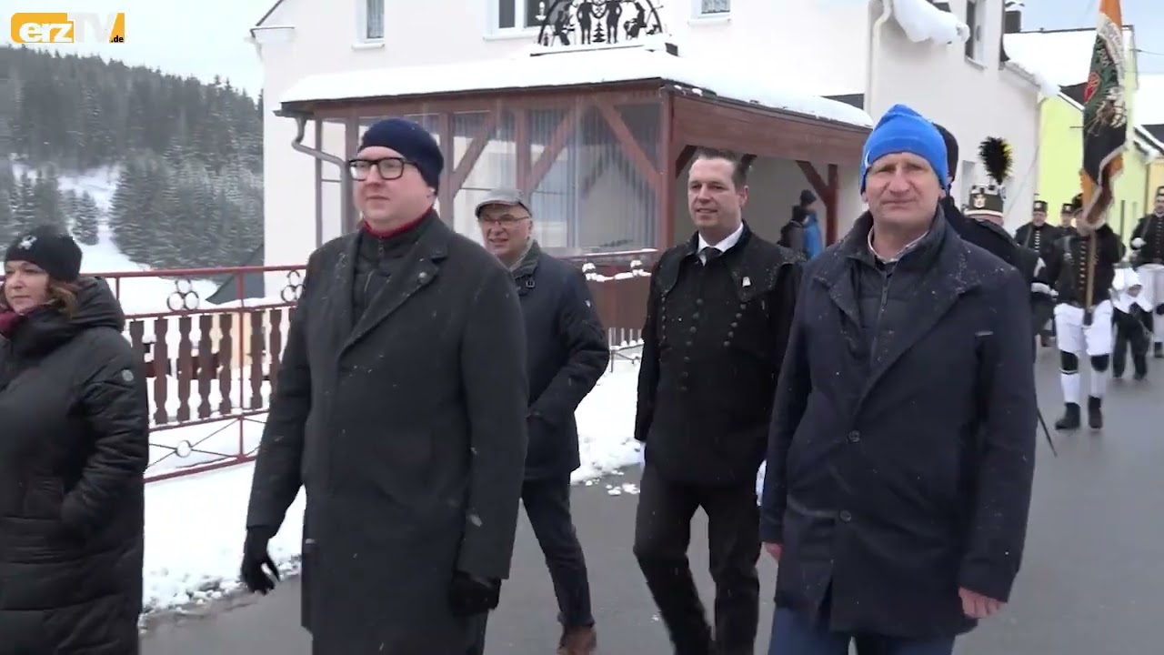 BERGZEIT zeigt Stadtfeier