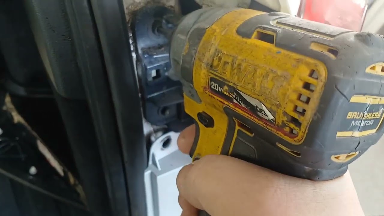 Как снять задний фонарь Acura RDX