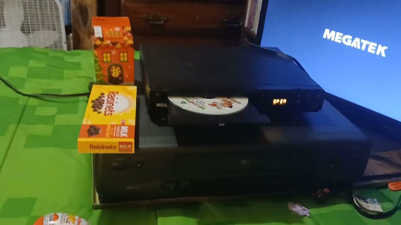 Testing my Christmas dvds 