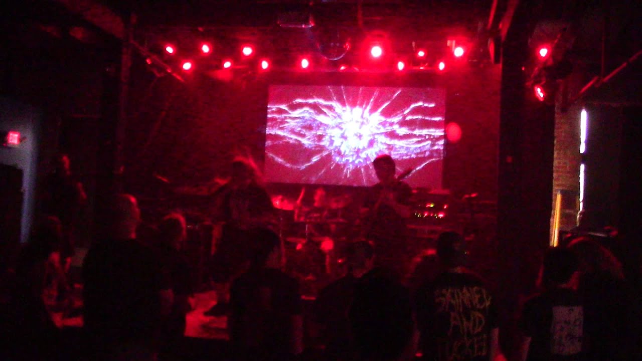 End It With A Shotgun Live 2015 Diamond Pub @ Louisville, Kentucky 09/28/15