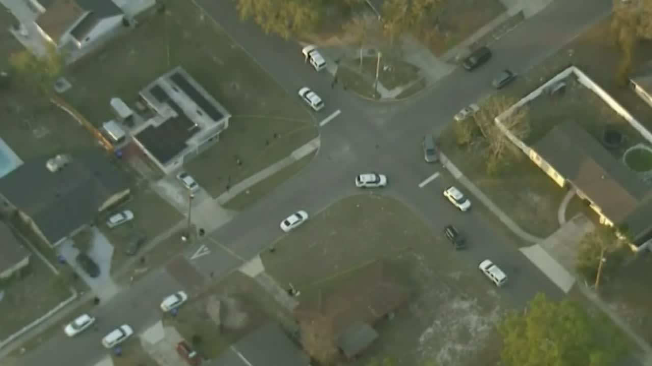 Florida shooting kills three, including reporter