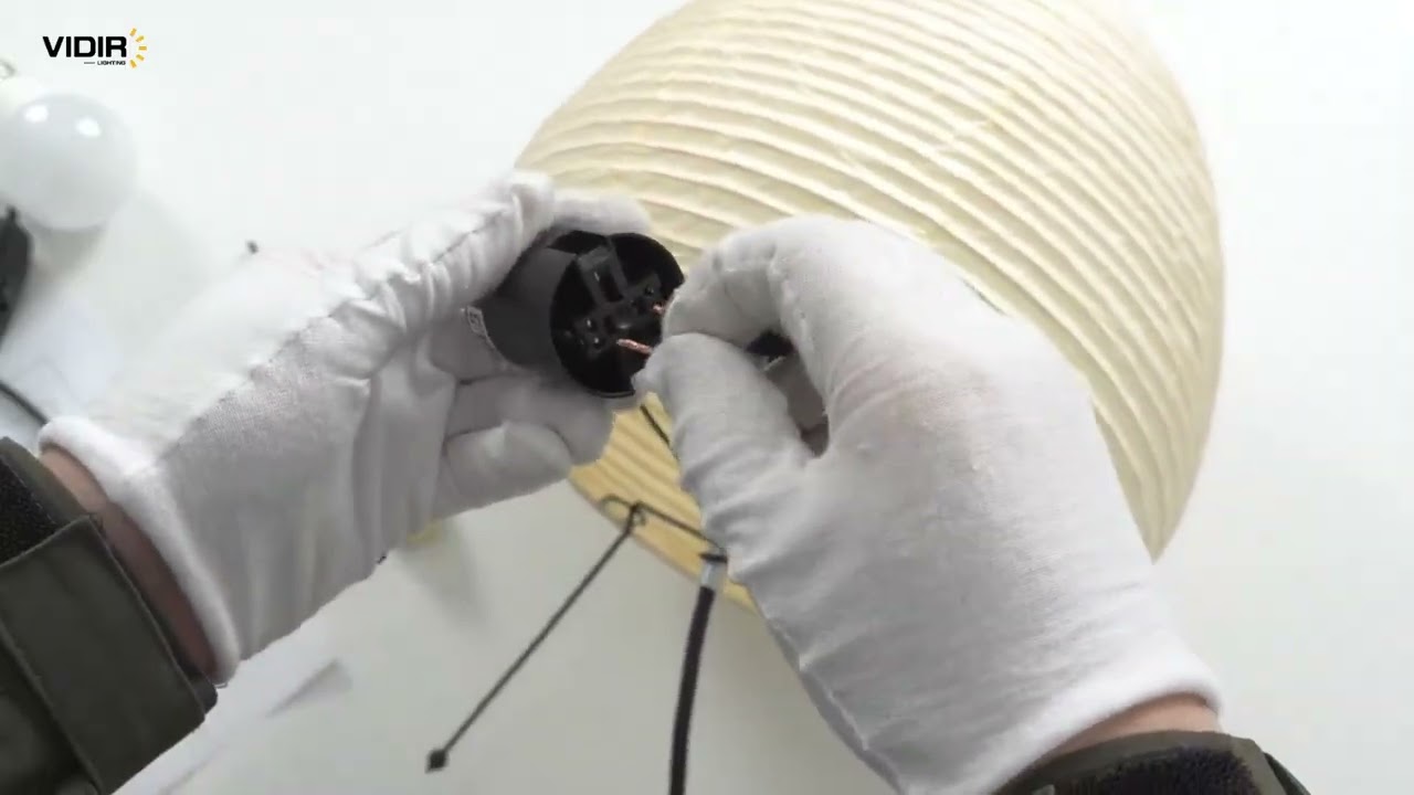 Akari 1A Table Lamp Installation