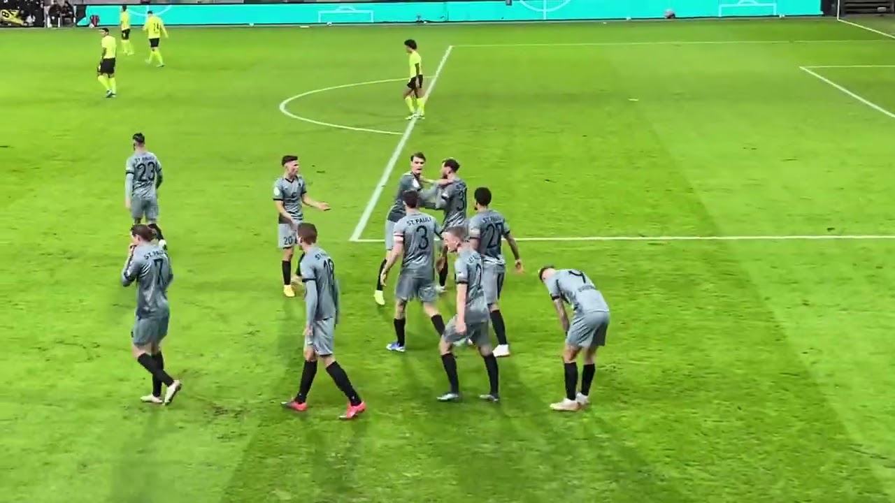 Tor !!!! 2:0 Fc.St.Pauli BVB - Fans Jubel &hellip;.Wahnsinn 18.01.2022 DFB Pokal
