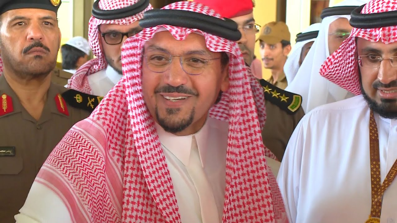زيارة سمو  أمير منطقة القصيم لمهرجان بريدة للتمور ٣٧