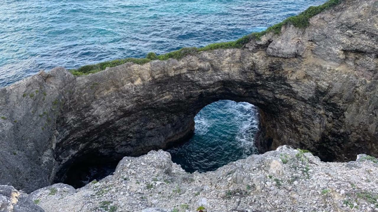Découverte de Gueule Gd Gouffre et le Sentier falaises de Caye Plate  St Louis Marie Galante