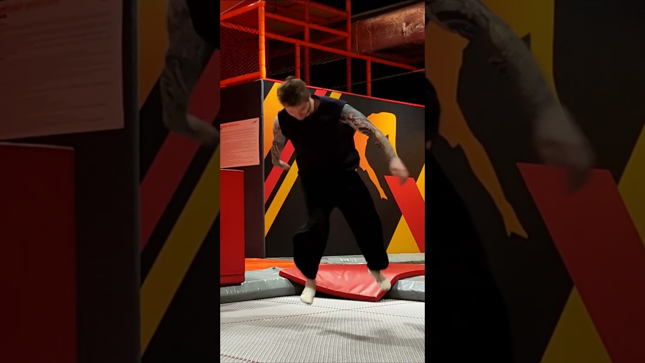 Is That a Gaet or Pimp Flip? #trampoline #flypark #flip