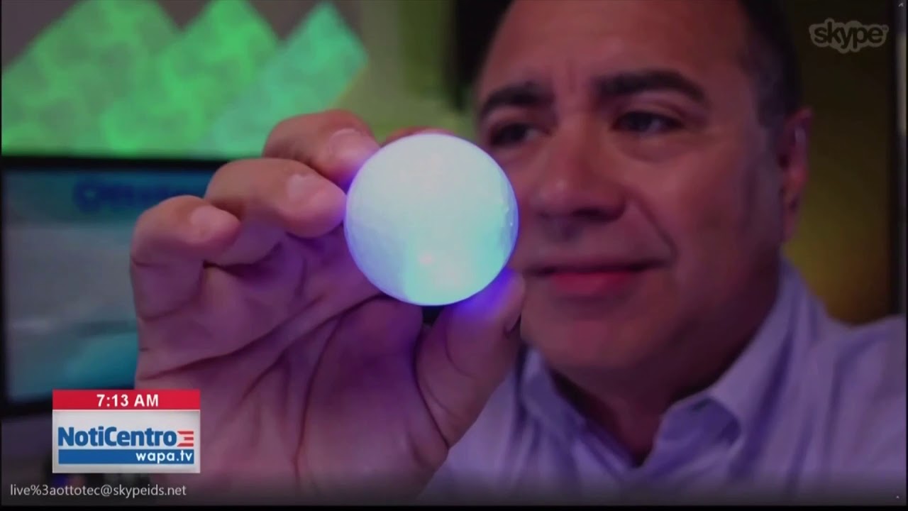 Bolas de golf que brillan en la oscuridad