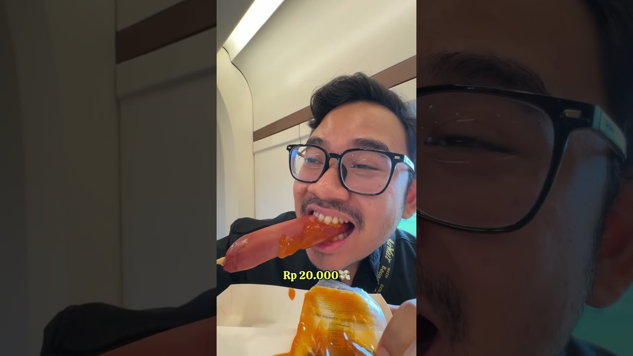makan di kereta paling cepet di Indonesia Whoosh Whoosh Whoosh Yes!🚅🔥 #raviepieshorts