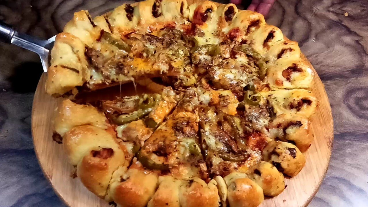 Cheese flower shape pizza full recipe in Urdu. Homemade Cheese flower shape pizza. #SweetAndSourHut
