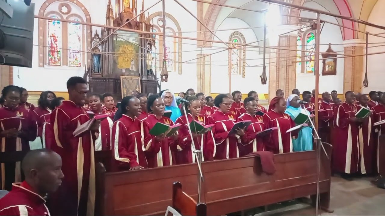 TULI BALAMANZI FFENA by Lubaga cathedral choir