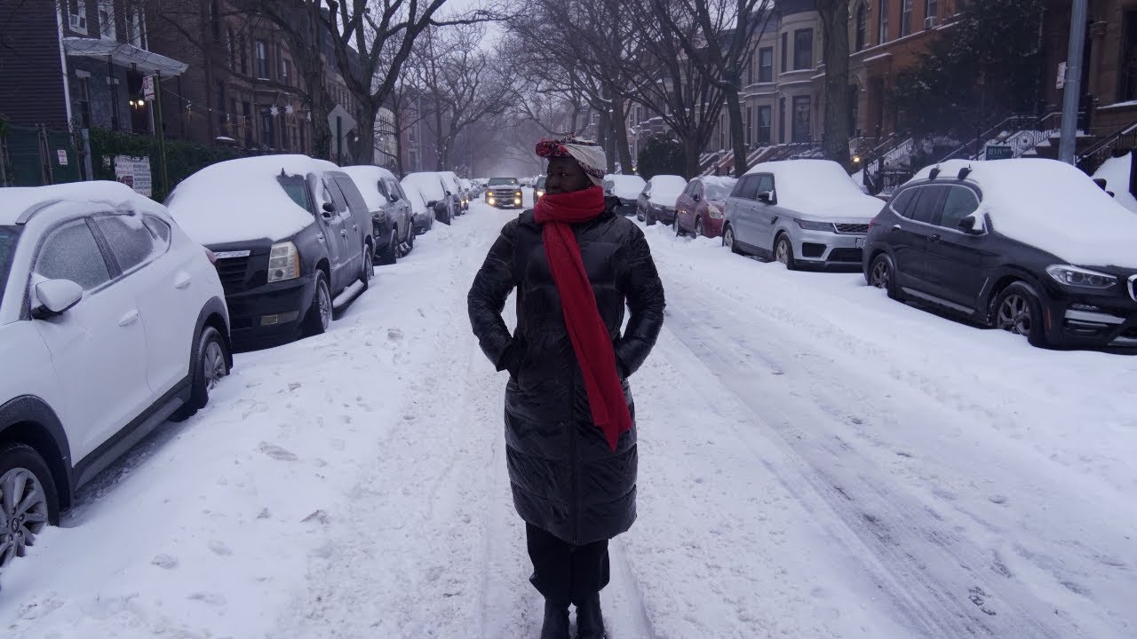 Snowed In ❄️ Slow Days at Home | Movement, Cooking & 2 Years Sober