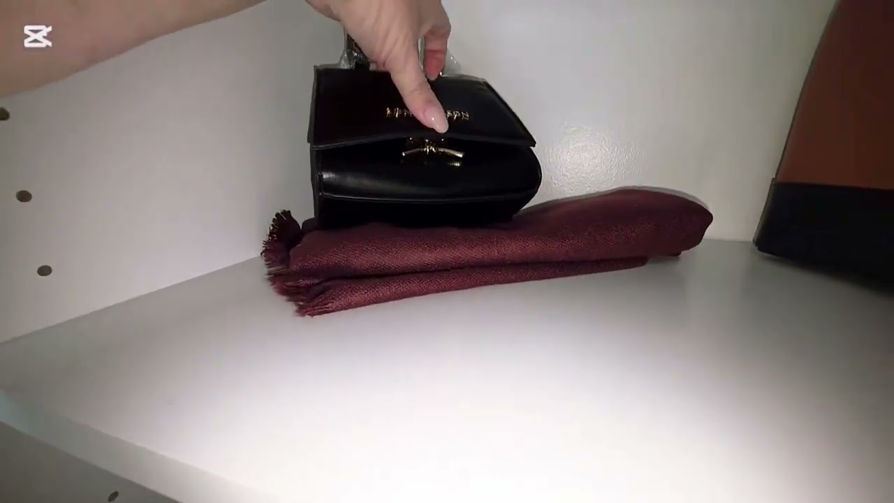 Finally!!!! Bond and Mason Vegan Leather Handbags!!!!