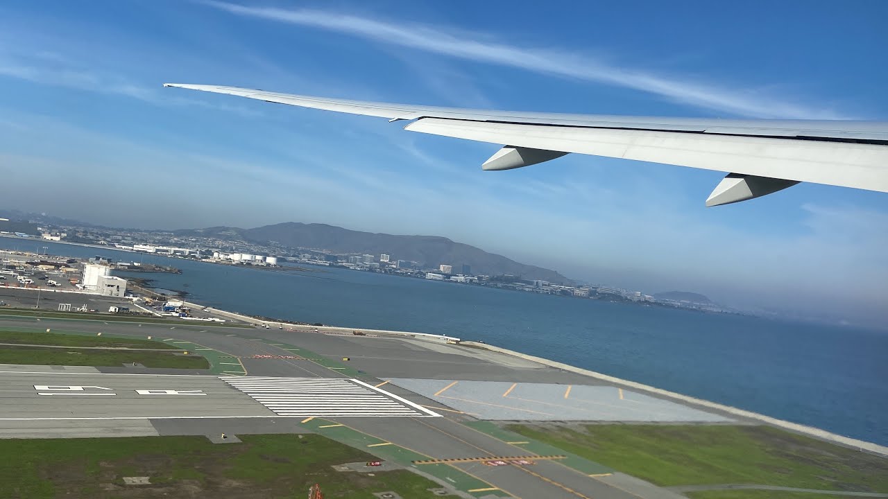 United Airlines Boeing 777-300ER Pushback, Taxi and Takeoff from San Francisco (SFO)